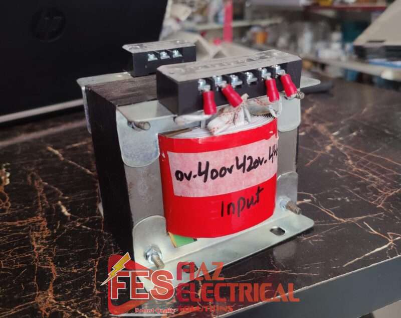 Transformer input 440v output 2A 220vac, Core Size 1.5x2.5 inchi